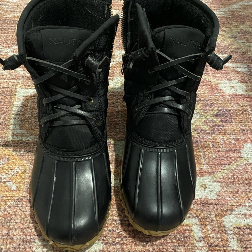 Nautica women’s winter boot